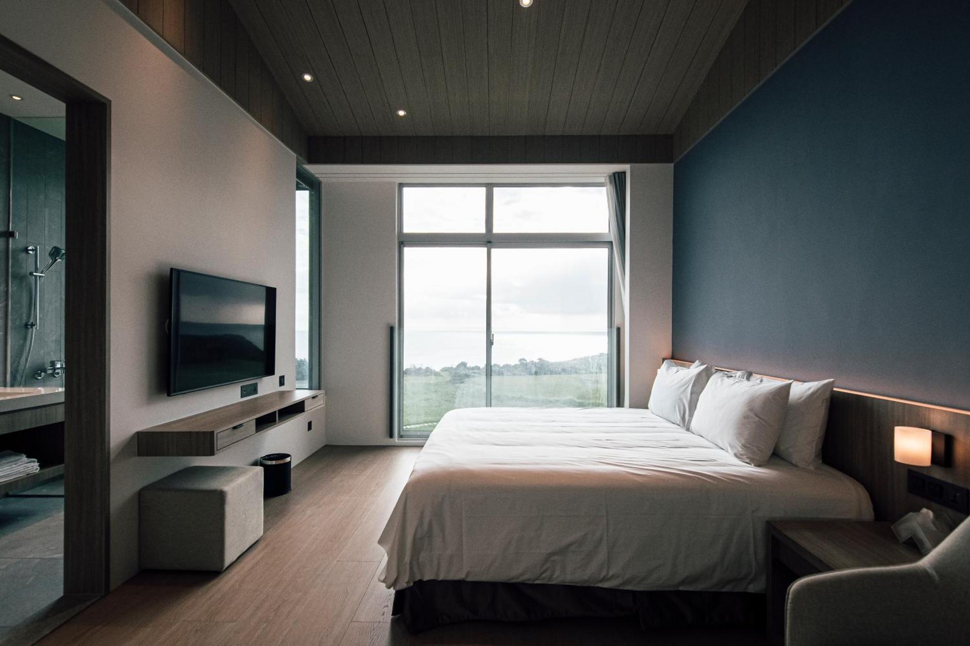 Sunlight On The Peninsula Hotel Cape Eluanbi Room photo
