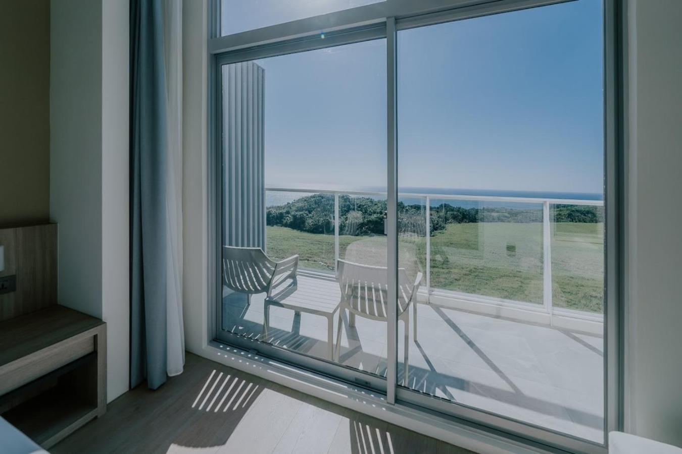 Sunlight On The Peninsula Hotel Cape Eluanbi Room photo